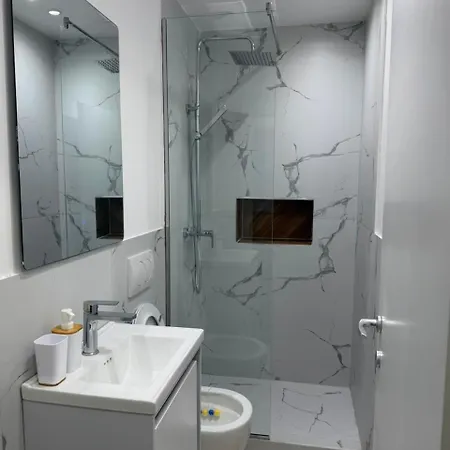 Lali Apartamento Tirana